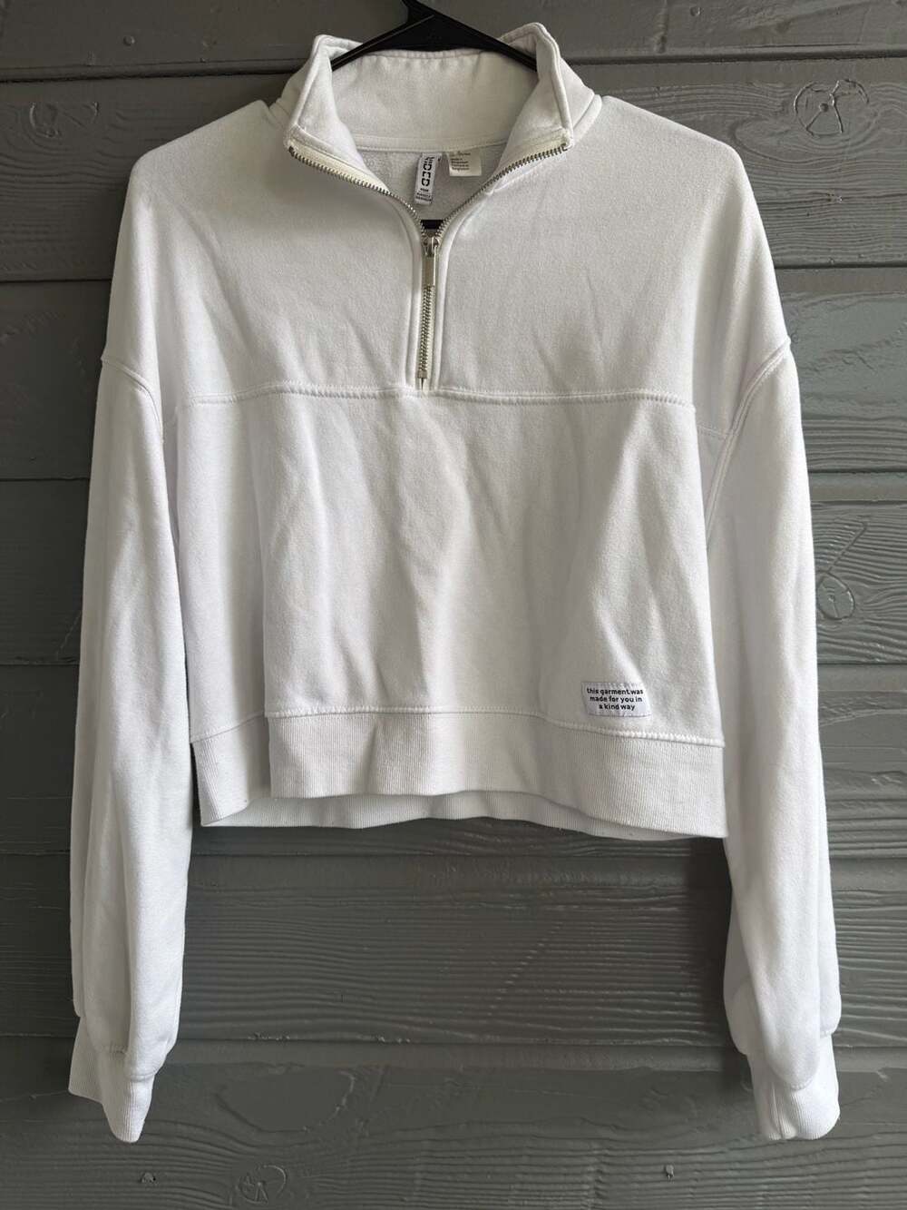 H&M Divided White Quarter-Zip Cropped Sweatshirt with 'Kind Way' Patch